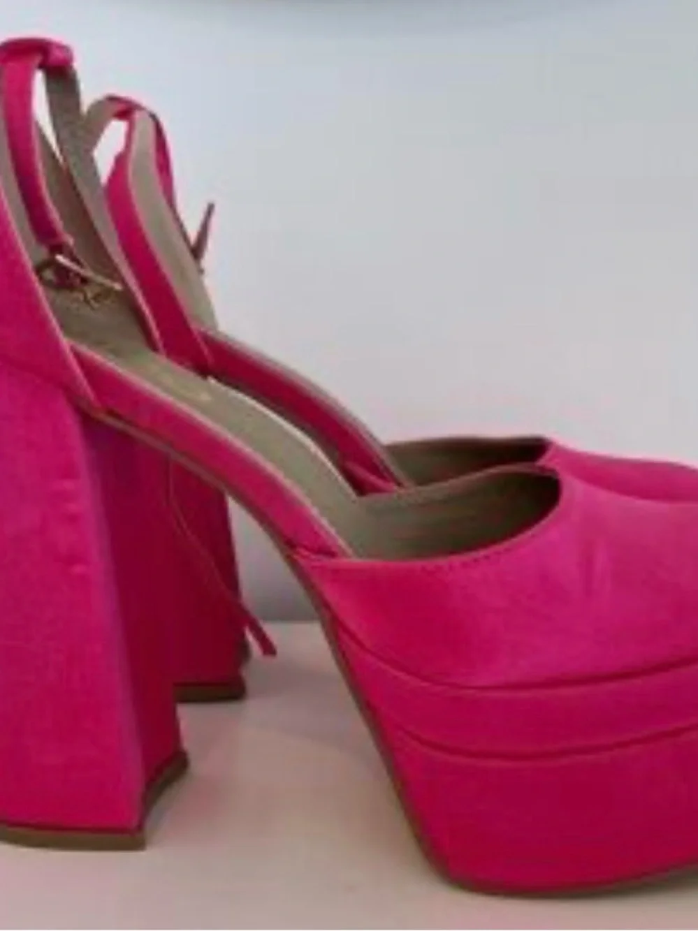 EGO shoes Fuchsia Platform Block Heel Sandals with Ankle Strap